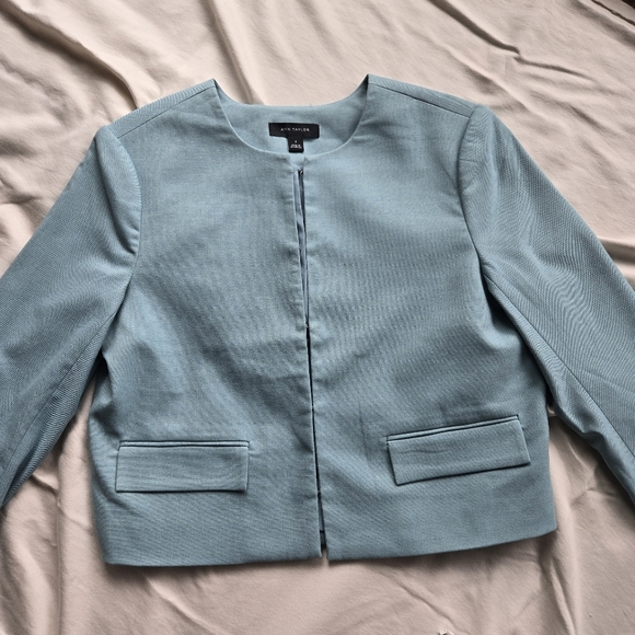 Ann Taylor Pastel Green Crew Neck Jacket Size 2 - Picture 5 of 7